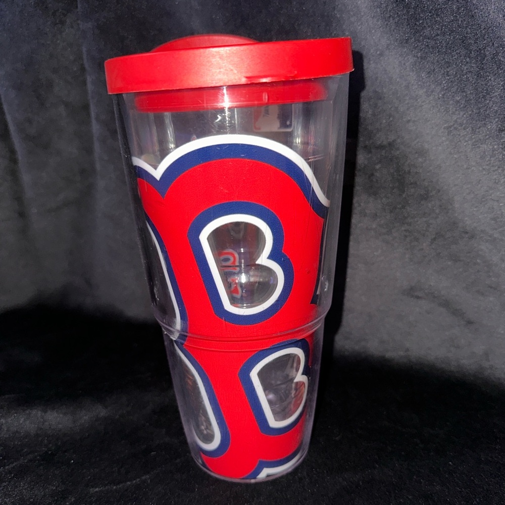 24oz Tervis Tumbler with Lid